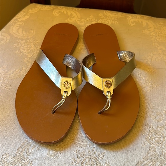 Tory Burch Benton metallic Spark Gold leather sandals - Picture 1 of 14